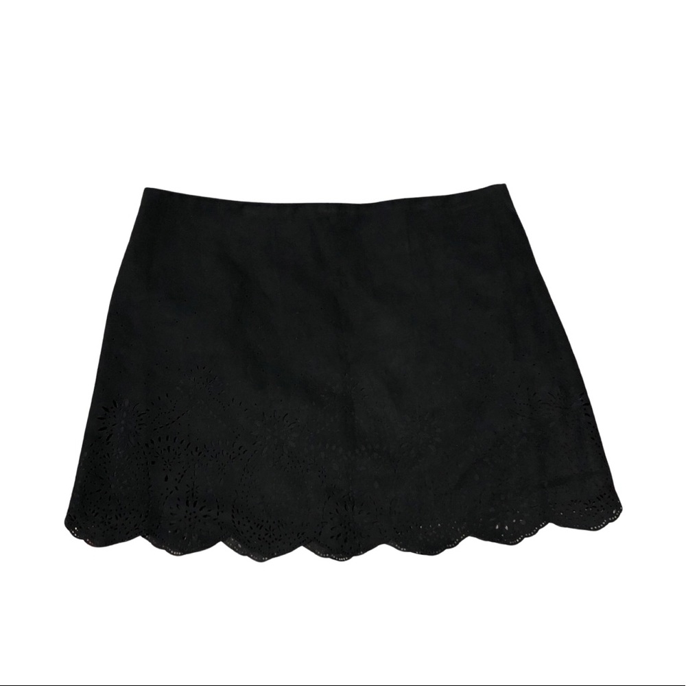 Alythea Black skirt